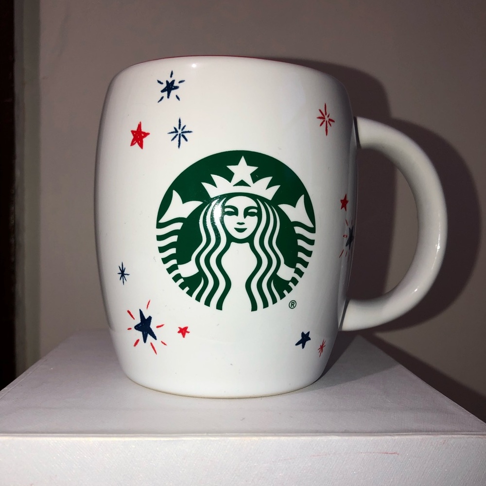 Starbucks Disney Mickey Mouse America heart mug 12 ounce